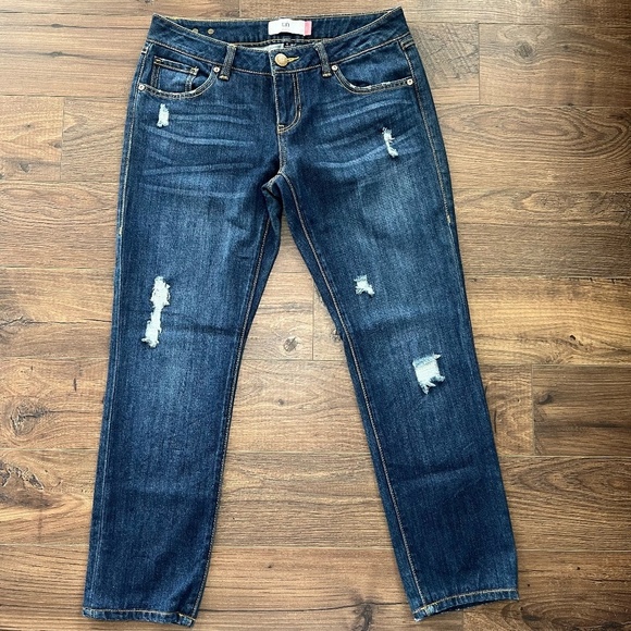 Cabi Women's 4 Slim Boyfriend Jeans Dark Blue Wash Distressed Denim Stretch 3045 - Picture 1 of 14